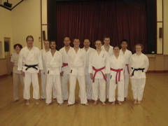 Congratulations to the Beginners Class for a successful Grading, July 2006